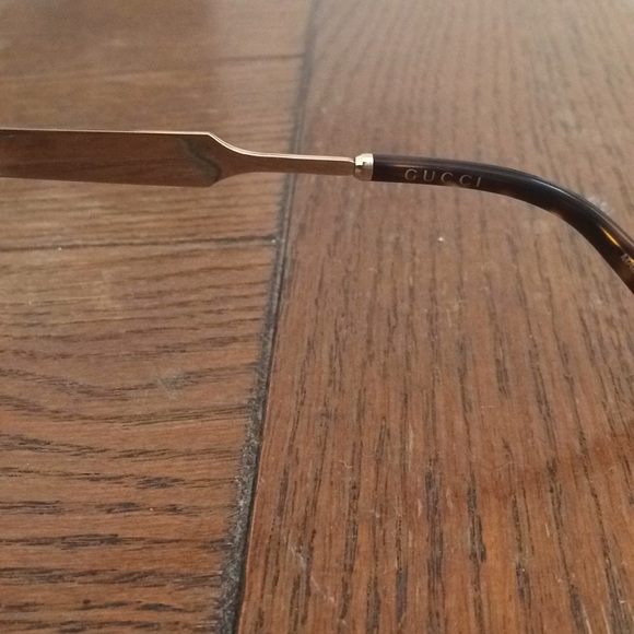 Women’s Gucci sunglasses (perfect condition) - Picture 6 of 8